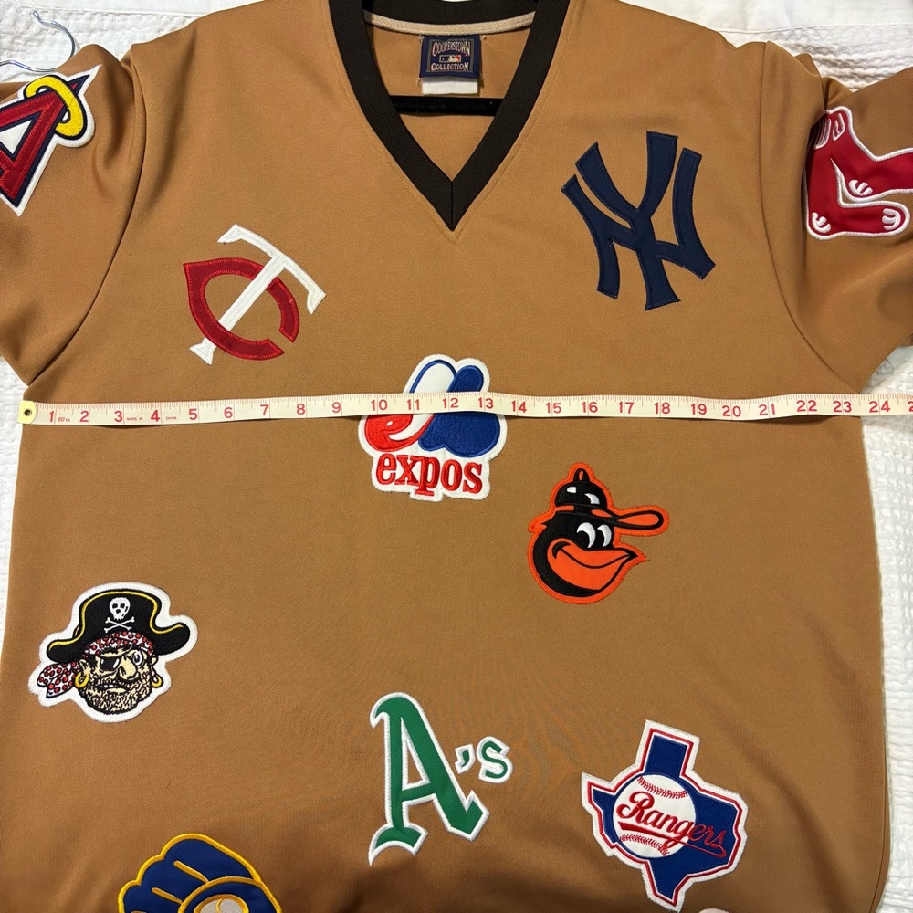 Majestic Cooperstown Men’s Tan Baseball Jersey with Team Logos Retro, Size XL - Picture 8 of 8